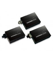 GT-802S Media Converter Gigabit di Planet Technology - Immagine del media converter con porte RJ45 e SC.